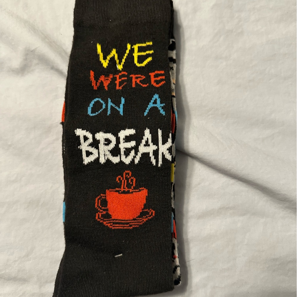 2 pair of friends novelty socks